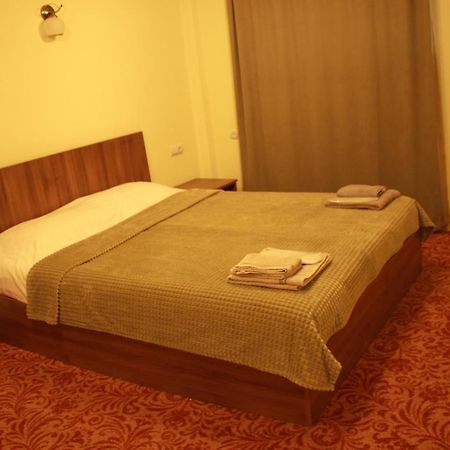 Hotel International Ереван Экстерьер фото