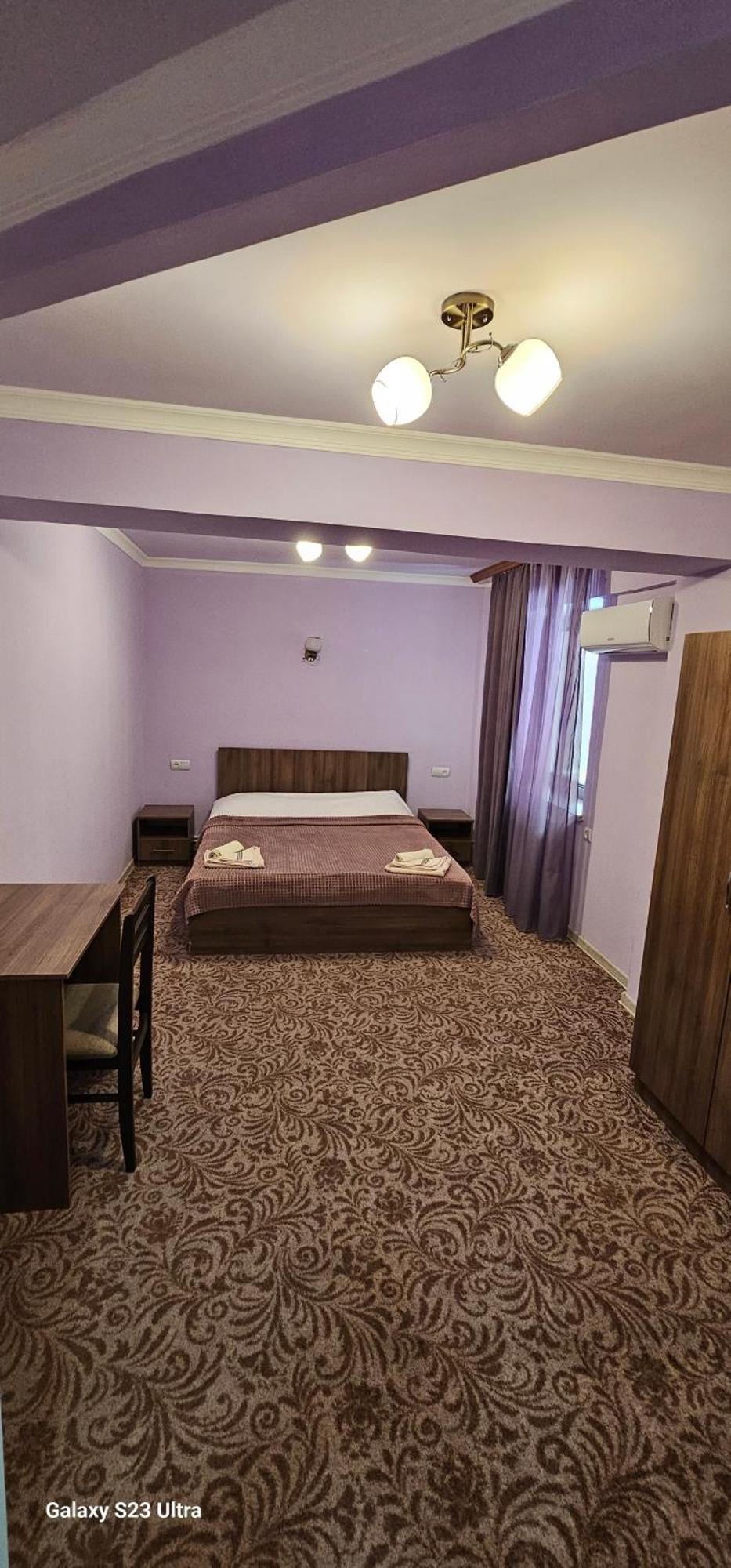 Hotel International Ереван Экстерьер фото